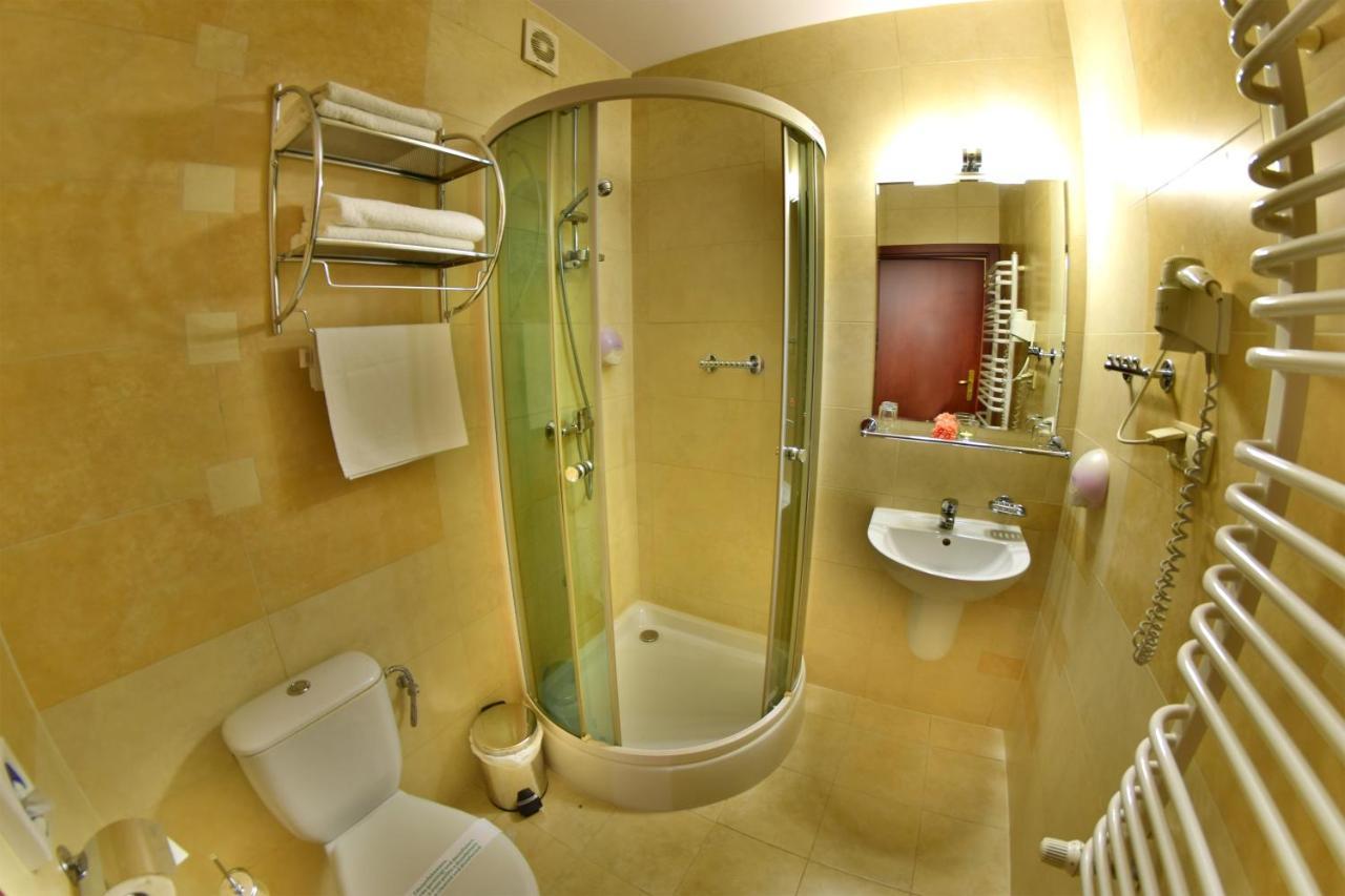 Hotel Panorama Nowy Sacz Ngoại thất bức ảnh